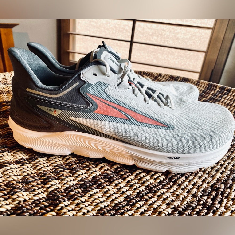 Altra Torin 6 Running. Men’s Size 13. Brand New. Never Worn.